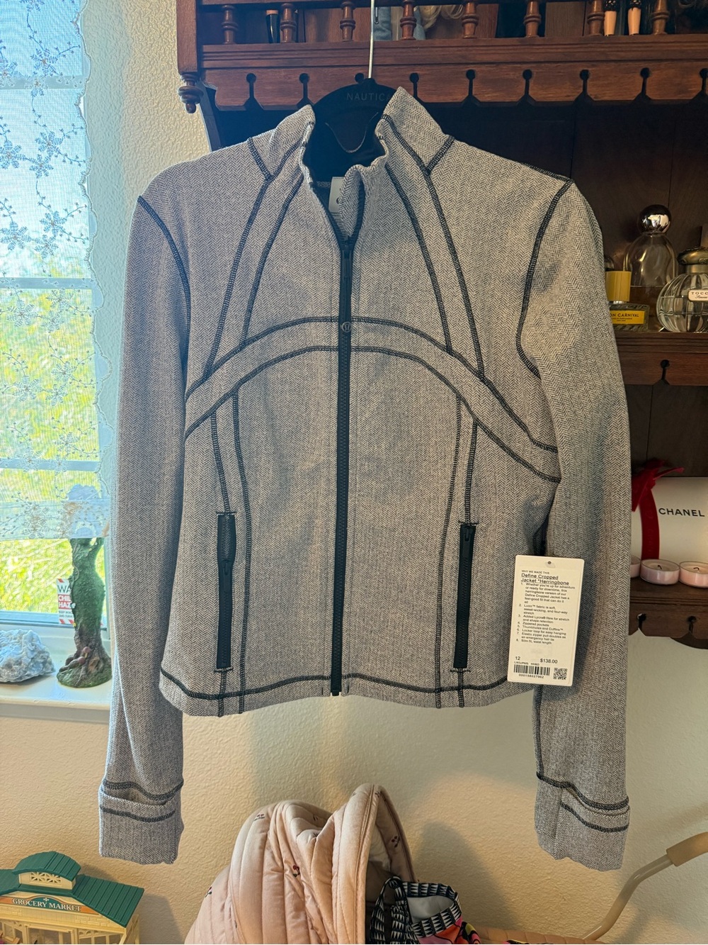 lululemon athletica define crop herringbone size 12